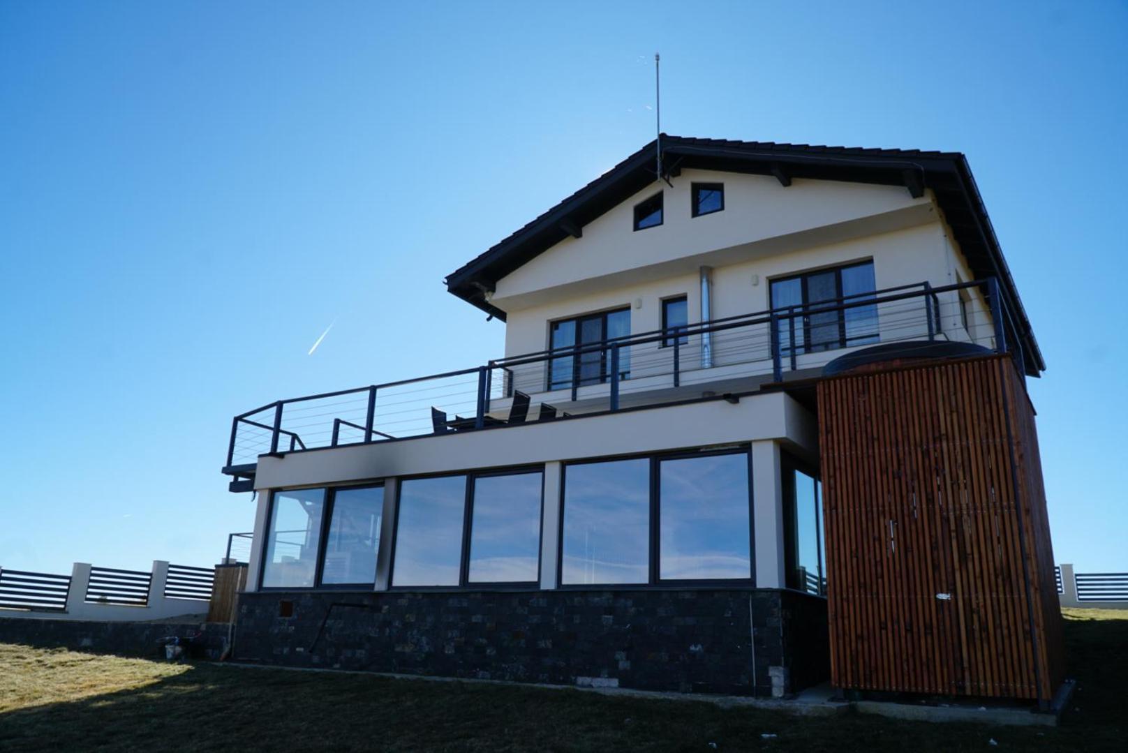 Alpine Blu - Horezu - Varful Lui Roman - Sauna, Hot Tub & Gym Exterior foto
